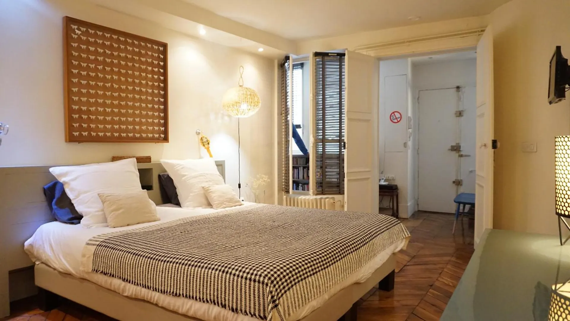 アパート Rue De Penthievre - Paris 8アパートメント