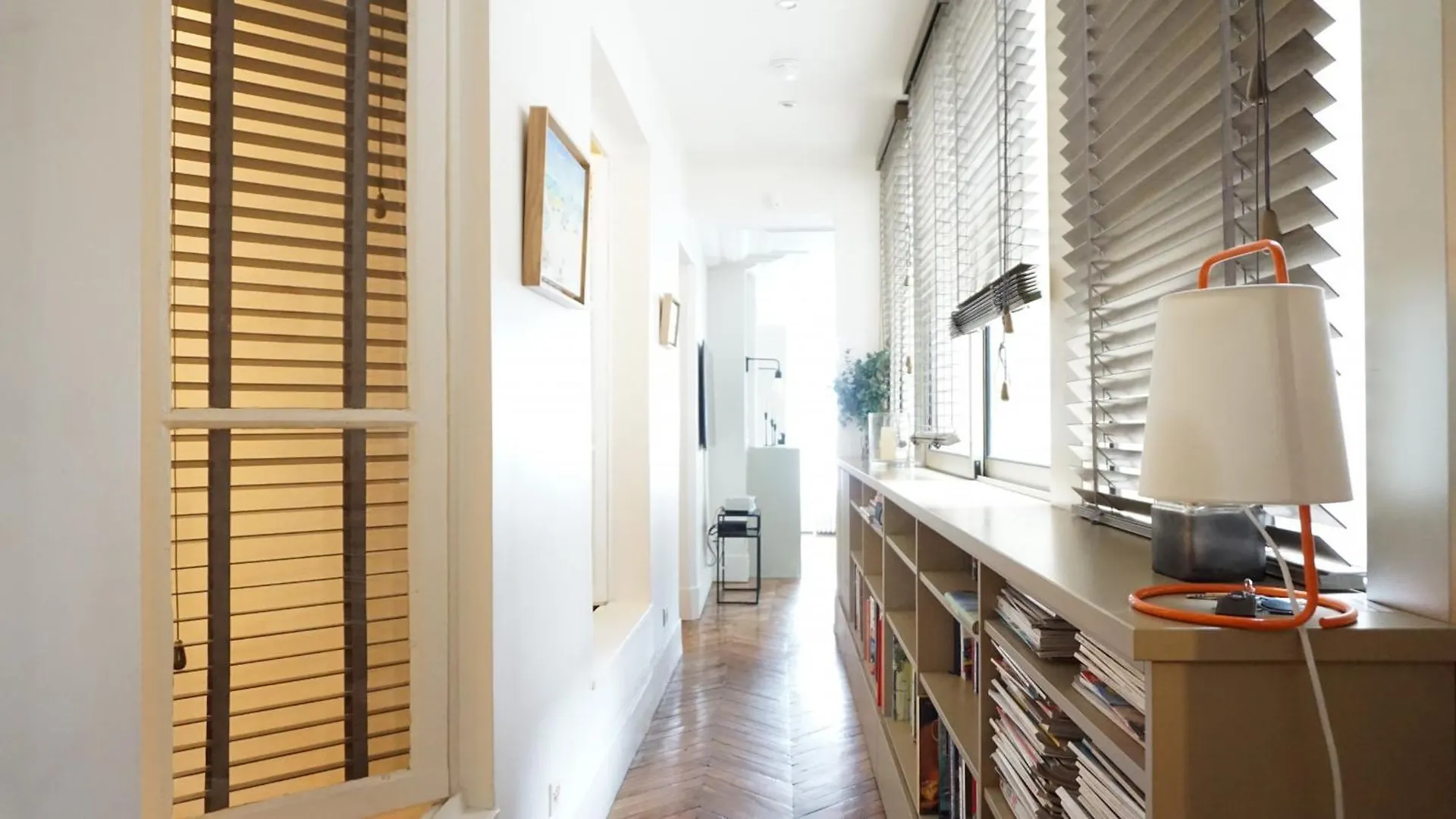 Rue De Penthievre - Paris 8 Apartment 0*,  France