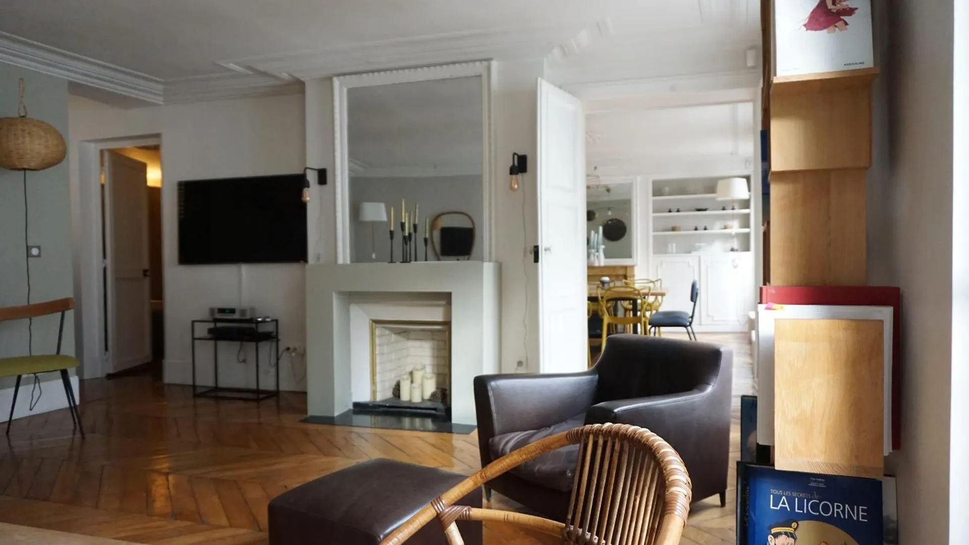 Rue De Penthievre - Paris 8 Apartment